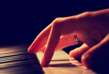 开云APP-尼克斯横扫灰熊，布伦森状态火热