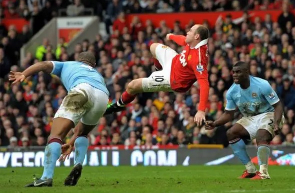 开云平台-关于下轮足球顶级联赛备战紧张，球员备战全力的信息