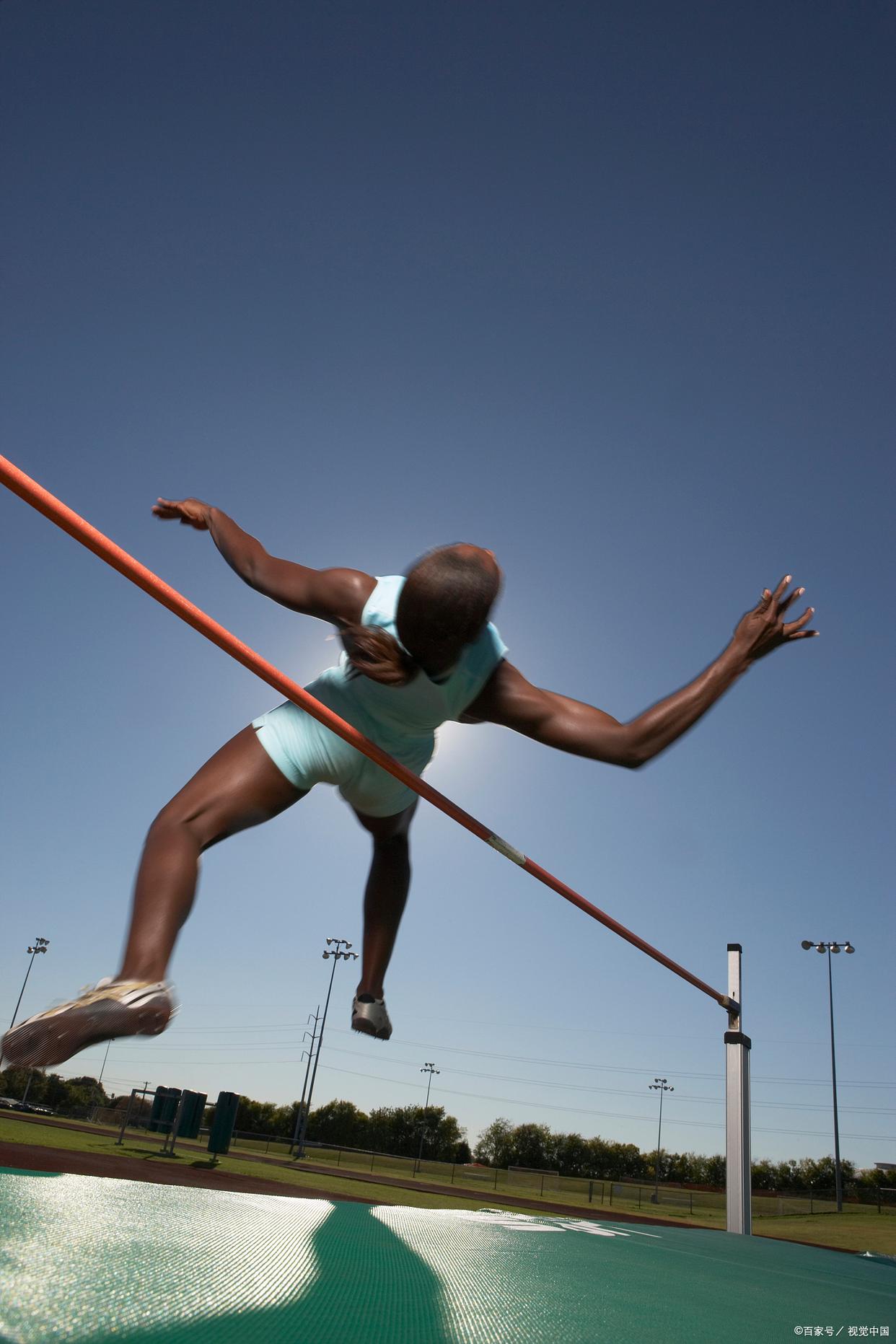 跳高冠军:古巴选手飞跃夺冠,势不可挡 跳高冠军:古巴选手飞跃夺冠,势不可挡
