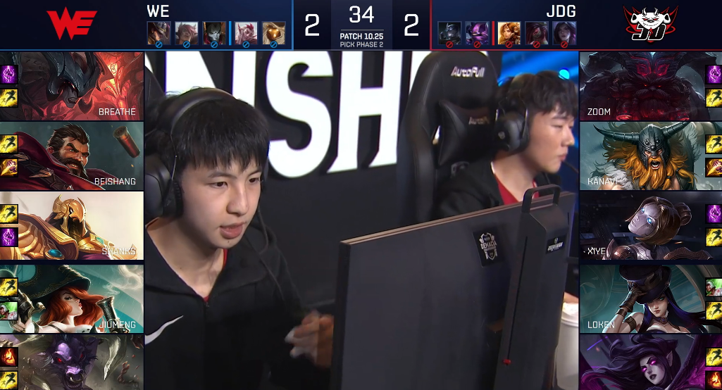 开云APP-CLG力克DRX，Kanavi打出惊人五杀激烈交锋半决赛，留下经典瞬间