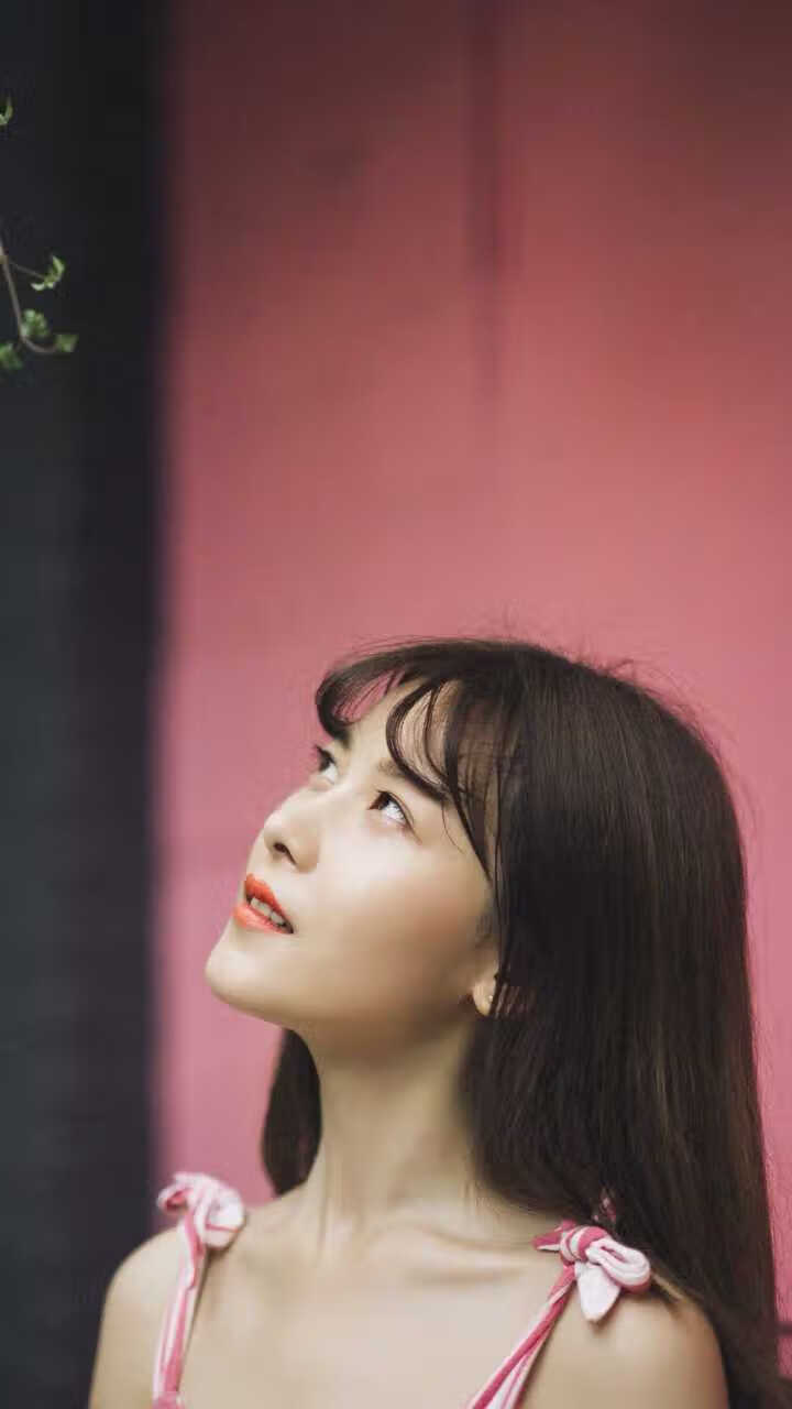 字母哥关键球制胜!雄鹿力克掘金,扬尼斯关键时刻展现超级巨星本色